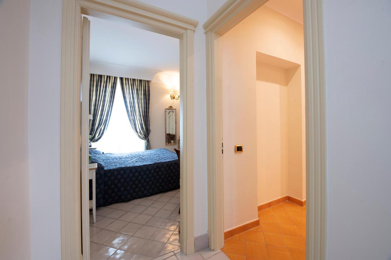 Amalfi Old Square Room & Apartments Exterior photo